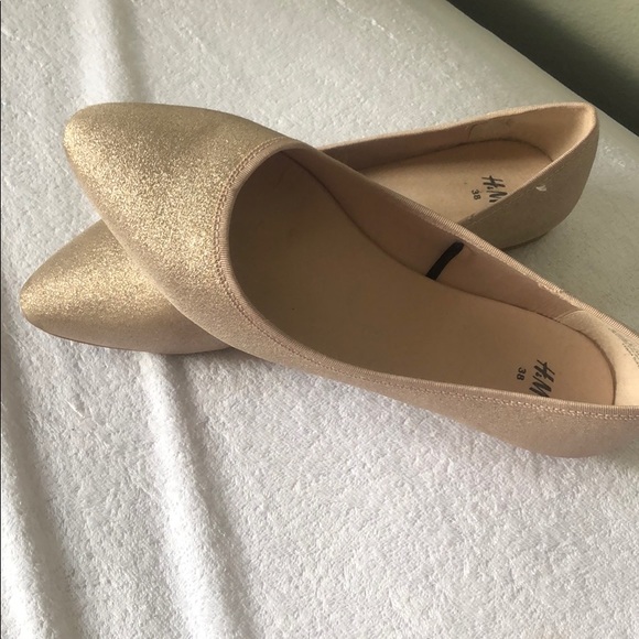 H&M Shoes - H&M glittery pink flats